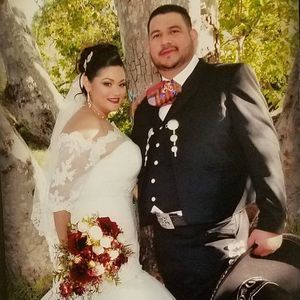 Meet your Posher, Efren